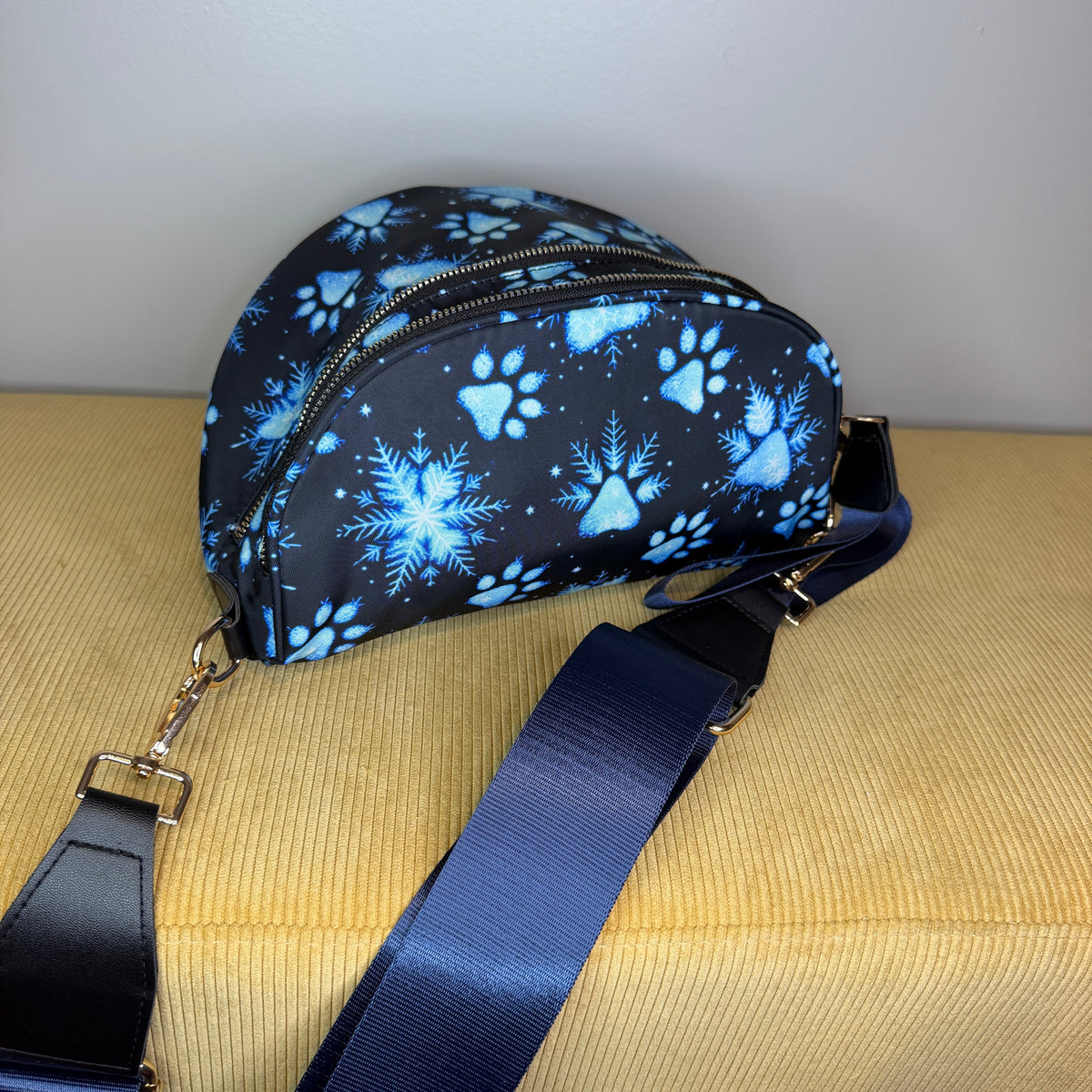 The Roni Nylon Crossbody - Christmas Paw Print Dog Snowflake