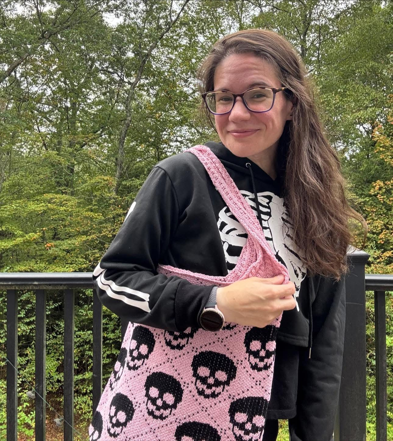 Tote Bag - Knit Sweater - Skull